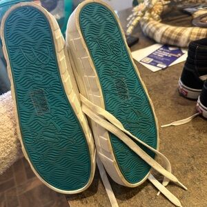 Blowfish White Athletic Shoes with Teal Soles